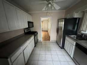 548 S 10th Avenue, Mount Vernon NY 10550