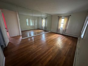 548 S 10th Avenue, Mount Vernon NY 10550