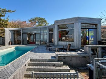 231 Bay Walk