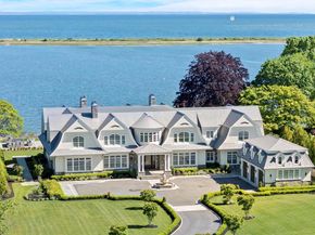 25 Brewster Lane, East Setauket NY 11733