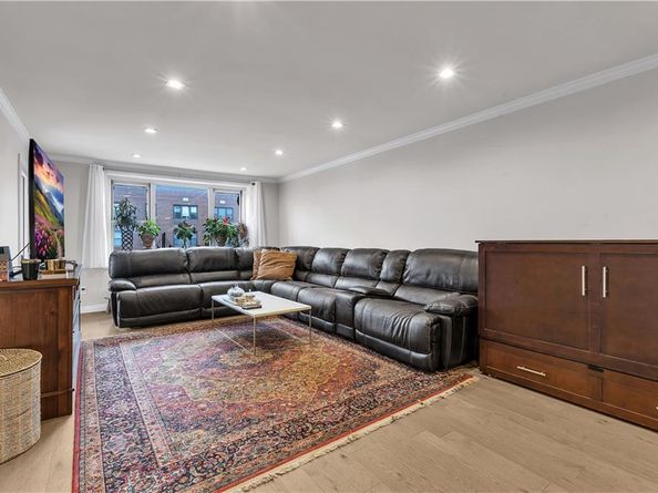 16 Lake Street 6A, White Plains NY 10603