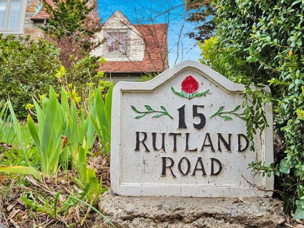 15 Rutland Road, Scarsdale NY 10583