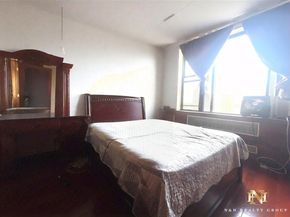 42-26 81 Street 7K, Elmhurst NY 11373