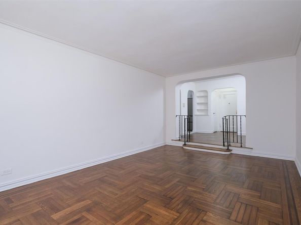 2685 Creston Avenue 1M, Bronx NY 10468