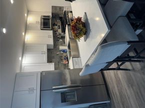 241-20 Northern Boulevard 1M, Douglaston NY 11362