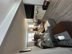 241-20 Northern Boulevard 1M, Douglaston NY 11362