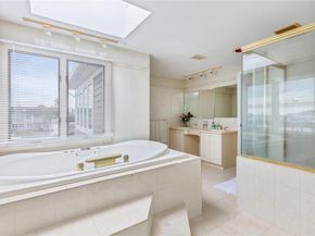 160 Sequams Lane W, West Islip NY 11795