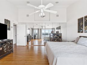 160 Sequams Lane W, West Islip NY 11795