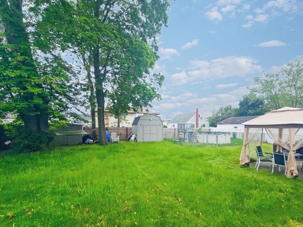 131 E Alhambra Avenue, Lindenhurst NY 11757