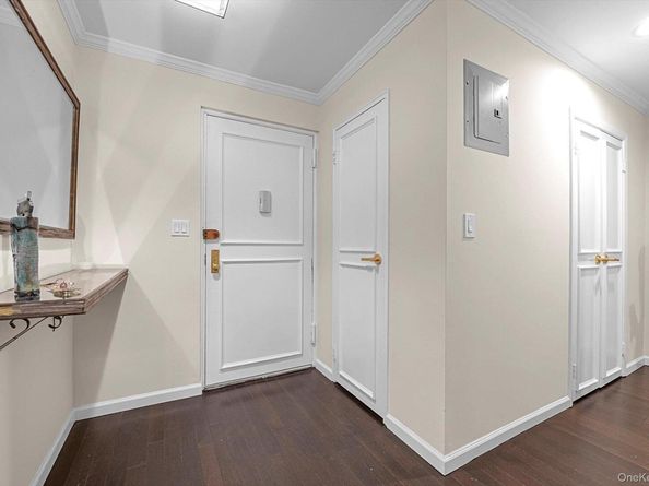 1390 Broadway 107, Hewlett NY 11557