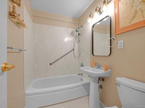 1390 Broadway 107, Hewlett NY 11557