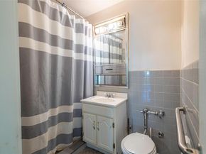99-35 59 Avenue 4K, Corona NY 11368