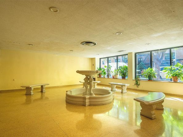 99-35 59 Avenue 4K, Corona NY 11368