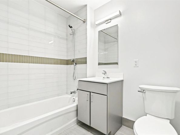 1727 Lacombe Avenue 4A, Bronx NY 10473