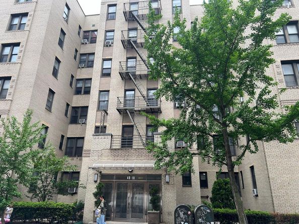 40-18 Hampton Street 5J, Elmhurst NY 11373