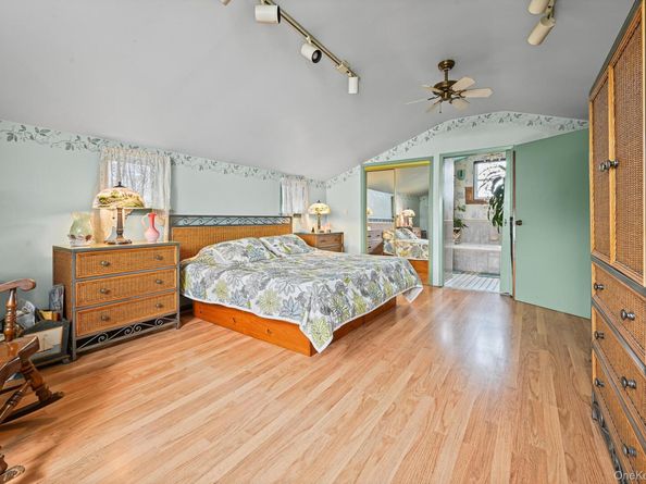 1234 Cross Bay Boulevard, Broad Channel NY 11693