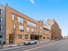 850 Metropolitan Avenue 1E, Brooklyn NY 11211