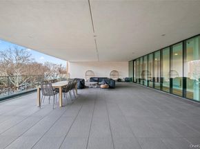 850 Metropolitan Avenue 1E, Brooklyn NY 11211