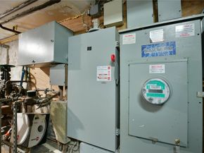 59-09 71st Avenue, Ridgewood NY 11385