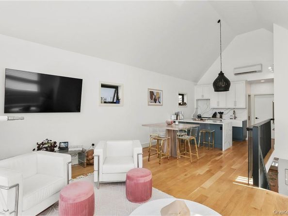 81 Rochelle Street, Bronx NY 10464