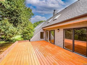 52 Admirals Drive E, Bay Shore NY 11706