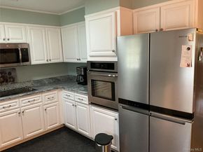 207 Woodbridge Drive B, Ridge NY 11961