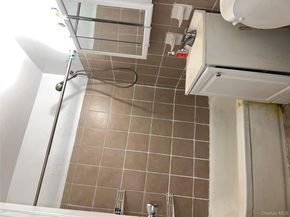 1332 Metropolitan Avenue 6A, Bronx NY 10462