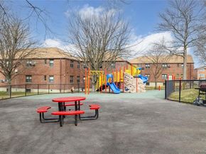 245-48 62nd Avenue Upper 2/3BR, Douglaston NY 11362