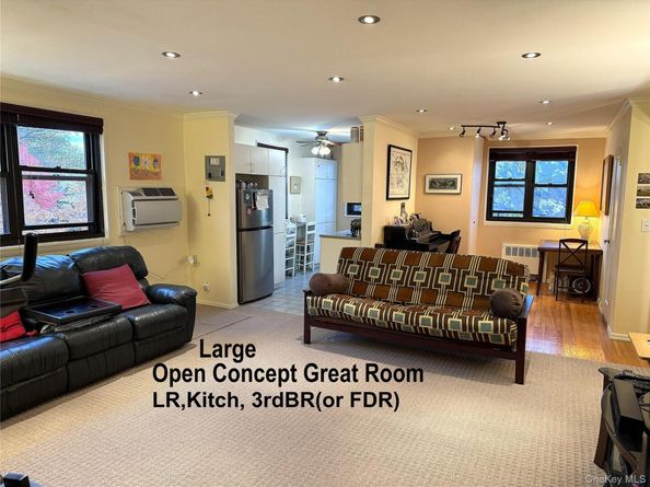 245-48 62nd Avenue Upper 2/3BR, Douglaston NY 11362