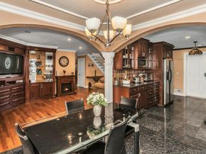 4 Laurette Lane, Freeport NY 11520