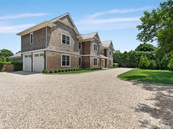 100 Narrow Lane, Southampton NY 11968