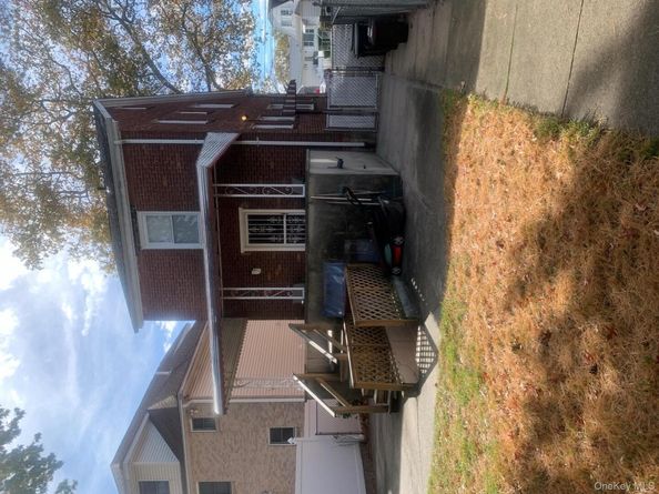 3183 Waterbury Avenue, Bronx NY 10465