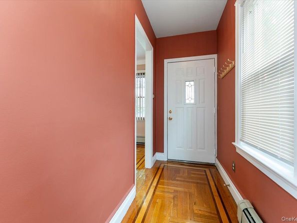 3183 Waterbury Avenue, Bronx NY 10465