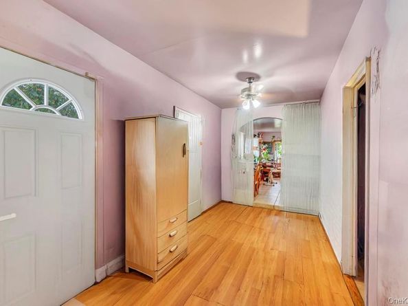 182 Commack Road, Deer Park NY 11729