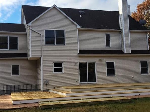 414 Railroad Avenue, Manorville NY 11934