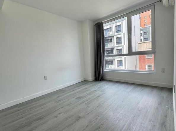 35-20 146th Street 5C, Flushing NY 11354