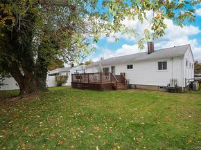 6 Gerhard Road, Plainview NY 11803