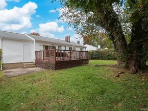 6 Gerhard Road, Plainview NY 11803