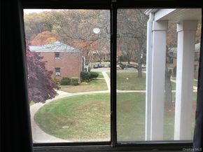 22 Lawrence Drive C, White Plains NY 10603