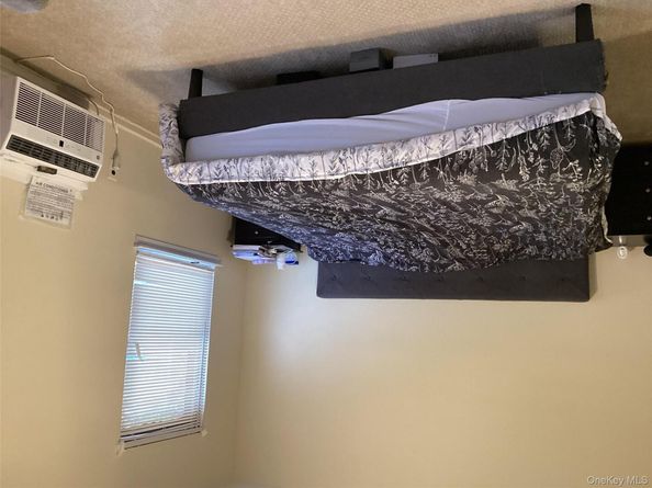 22 Lawrence Drive C, White Plains NY 10603