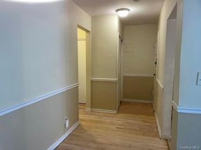 22 Lawrence Drive C, White Plains NY 10603