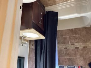 22 Lawrence Drive C, White Plains NY 10603