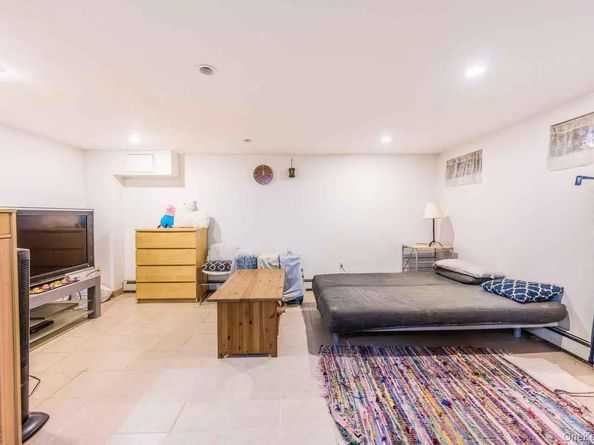 75-23 196 Street, Fresh Meadows NY 11366