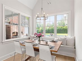 2 Emma's Path, Remsenburg NY 11960