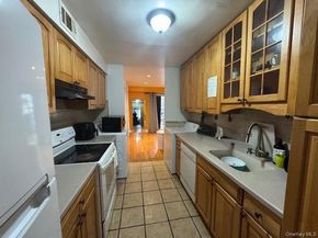 227 Hill Rise, Calverton NY 11933