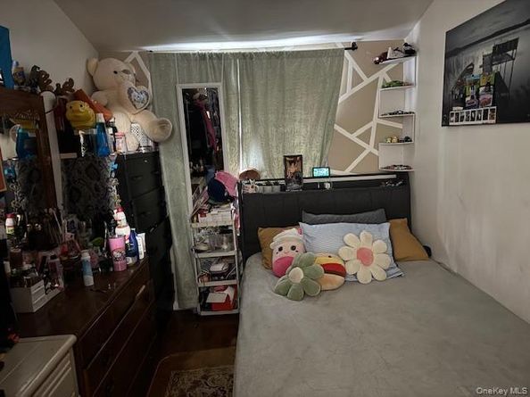 227 Hill Rise, Calverton NY 11933