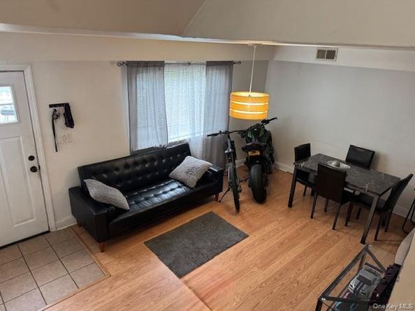 227 Hill Rise, Calverton NY 11933