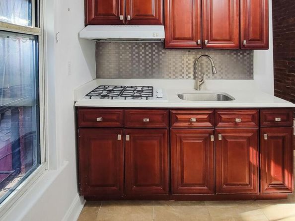 385 6th Avenue, Brooklyn NY 11215