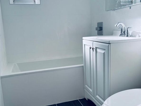 1304 Midland Avenue C58, Yonkers NY 10704