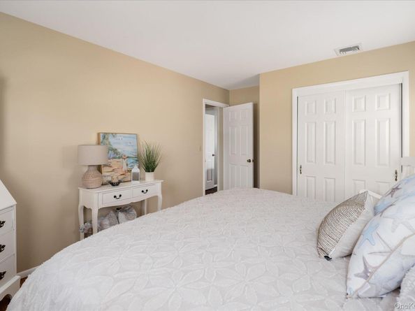 523 Manchester Road, Yorktown Heights NY 10598